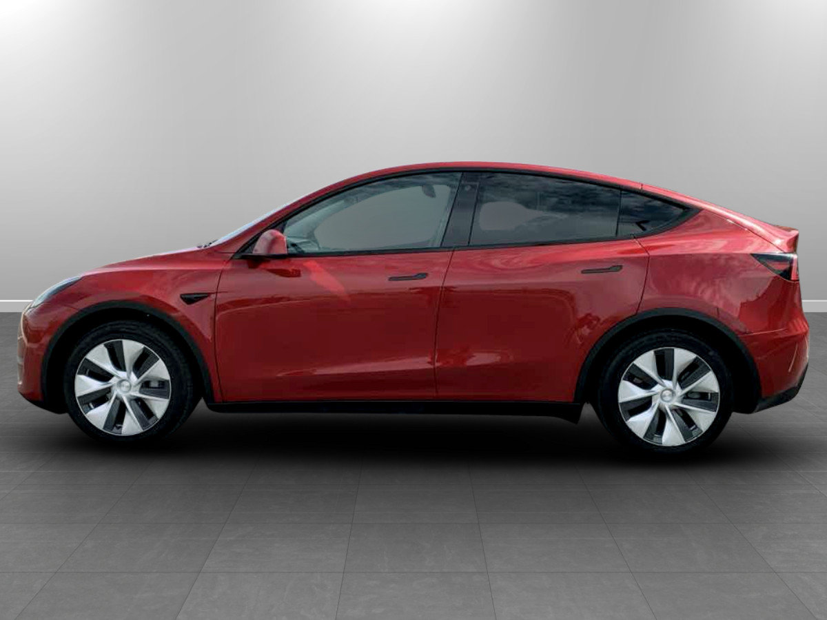 Used 2021 Tesla Model Y Long Range AWD/4WD image 4