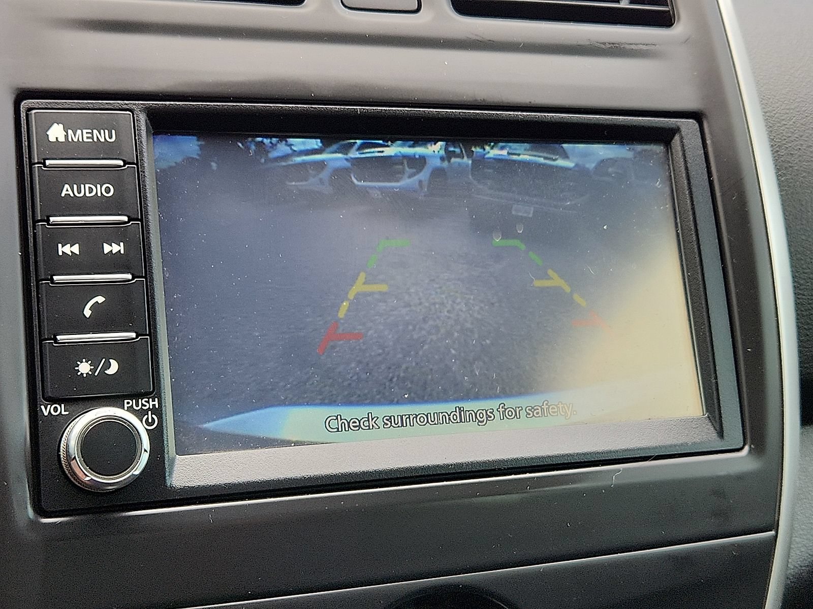 Used 2019 Nissan Versa SV FWD image 18