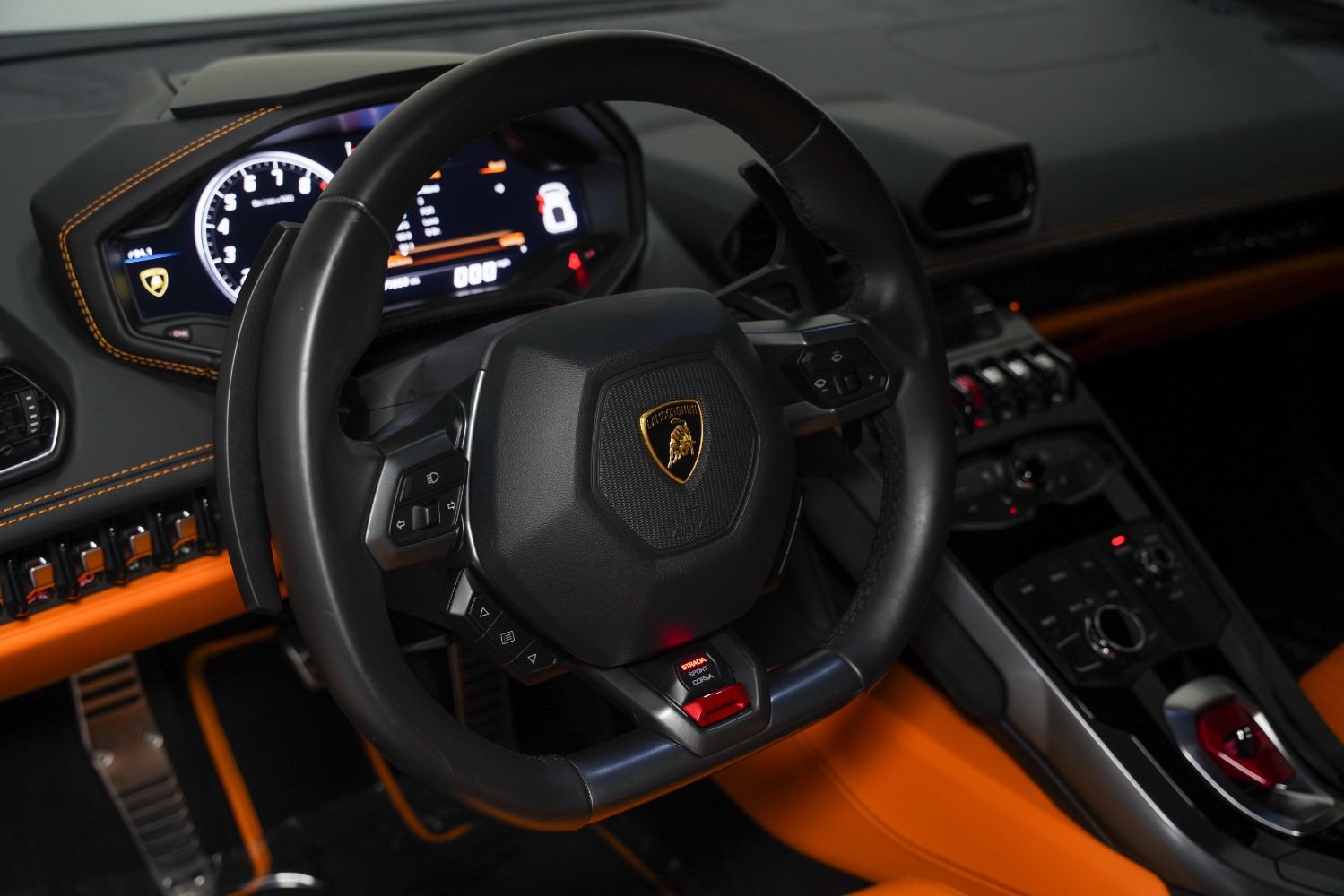 Used 2017 Lamborghini Huracan LP 580-2 RWD image 36