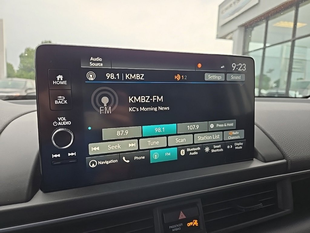 Used 2023 Honda Pilot Elite image 54