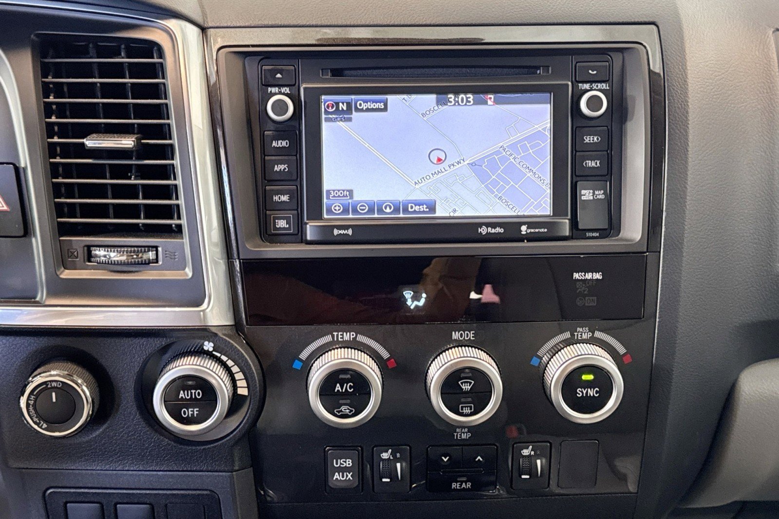Used 2019 Toyota Sequoia Limited w/ Safety & Convenience Package AWD/4WD image 13