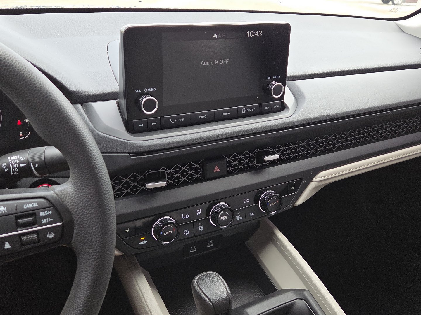 Used 2025 Honda Accord SE image 27