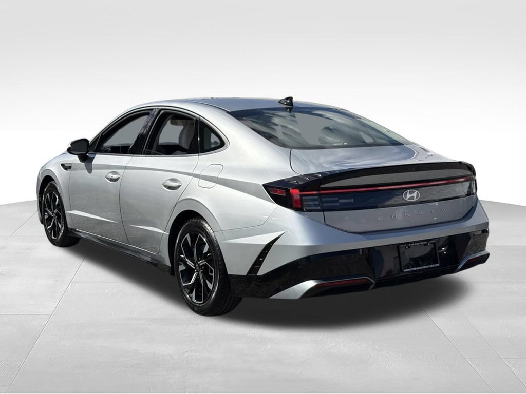 Used 2024 Hyundai Sonata SEL FWD image 8