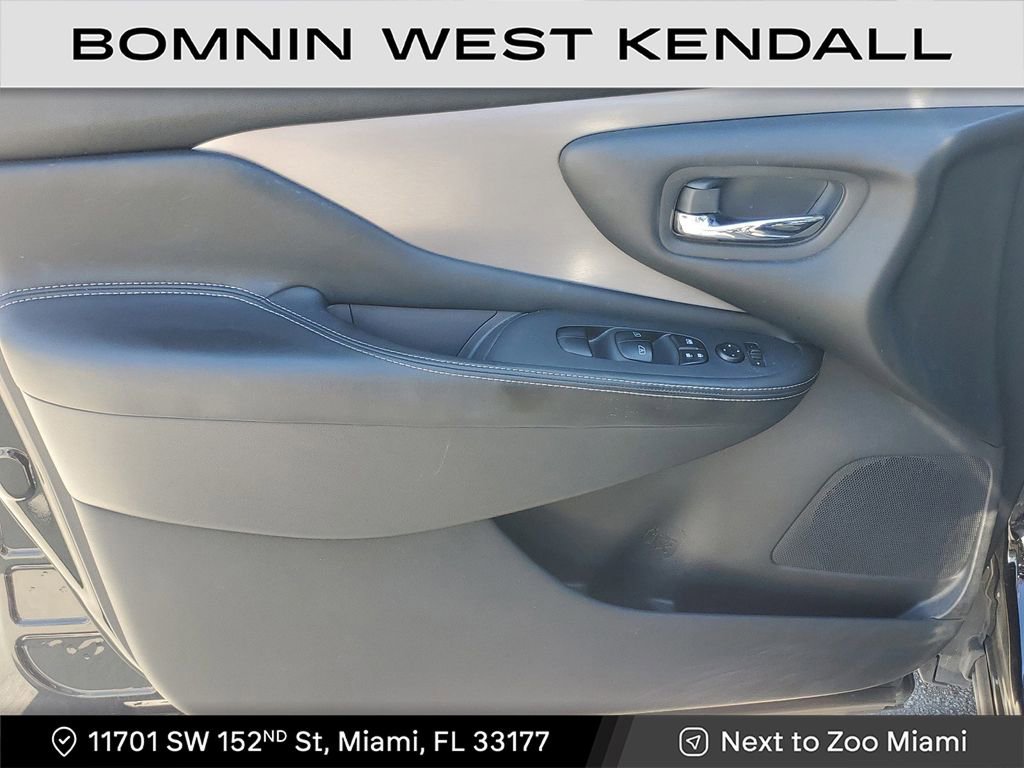 Used 2020 Nissan Murano S w/ Technology Package image 11