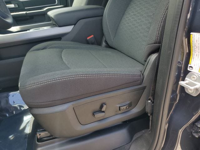 New 2026 RAM 2500 Big Horn AWD/4WD image 21