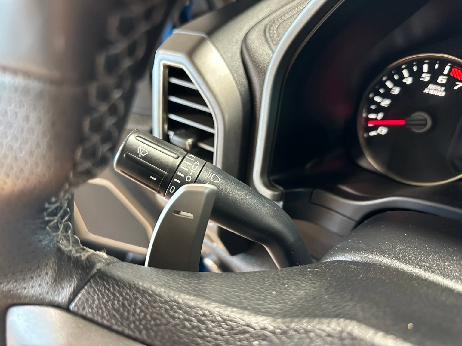 Used 2019 Ford F150 Raptor w/ Equipment Group 802A Luxury AWD/4WD image 22