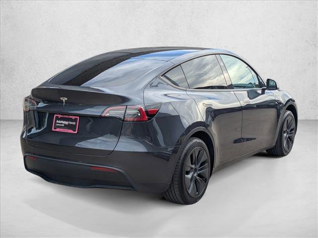 Used 2024 Tesla Model Y Long Range RWD image 5