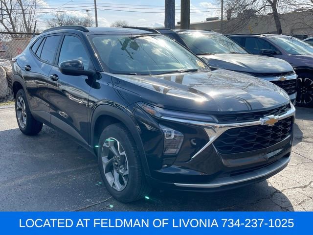 Used 2024 Chevrolet Trax LT w/ Driver Confidence Package image 4