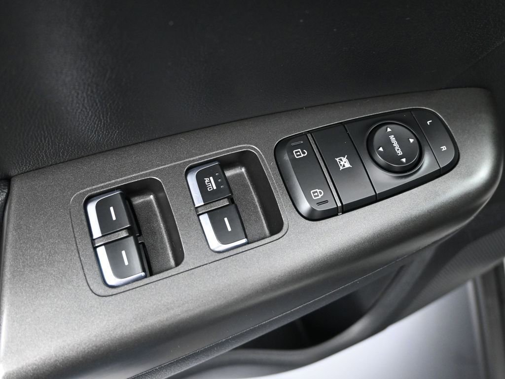 Used 2017 Kia Sportage EX image 11