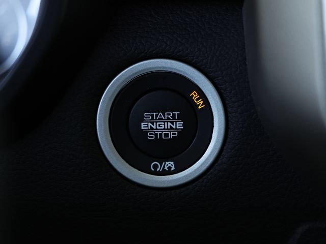 Used 2020 RAM 1500 Laramie AWD/4WD image 35