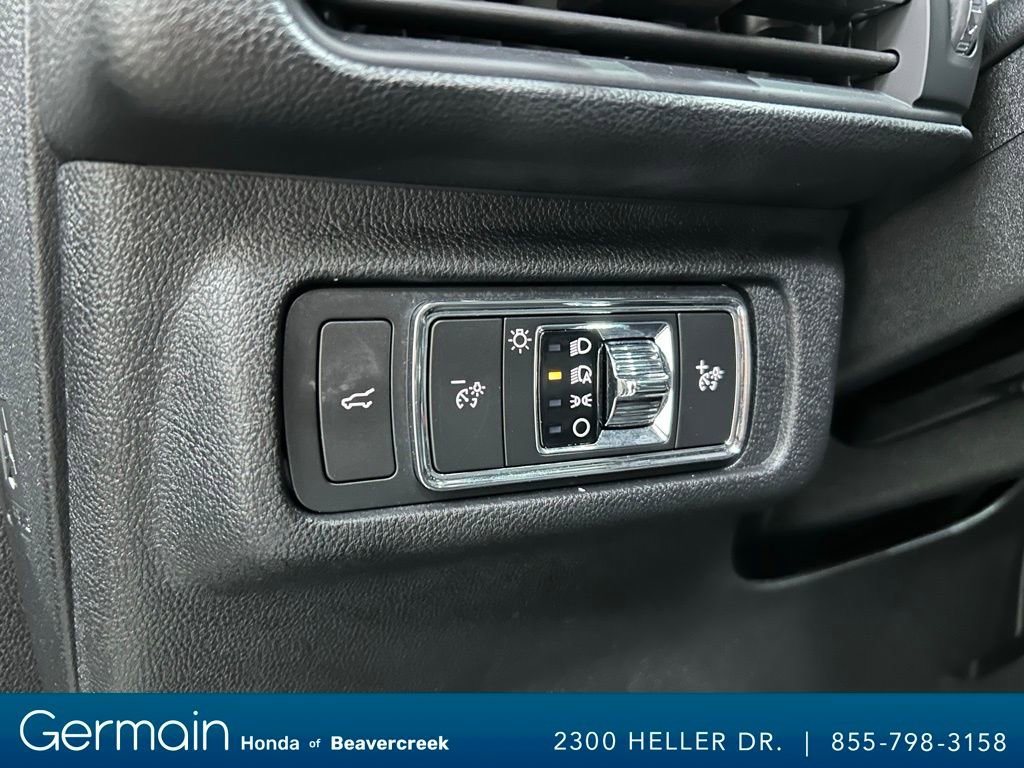 Used 2021 Lincoln Corsair AWD w/ Premium Package image 21