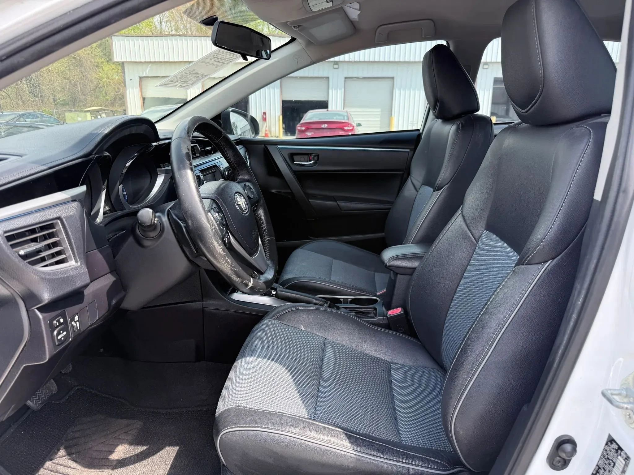 Used 2014 Toyota Corolla S image 2