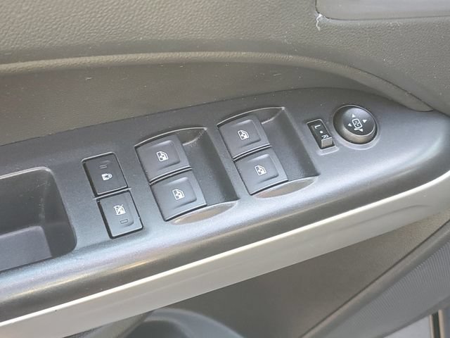 Certified 2022 Chevrolet Colorado LT w/ Luxury Package AWD/4WD image 15