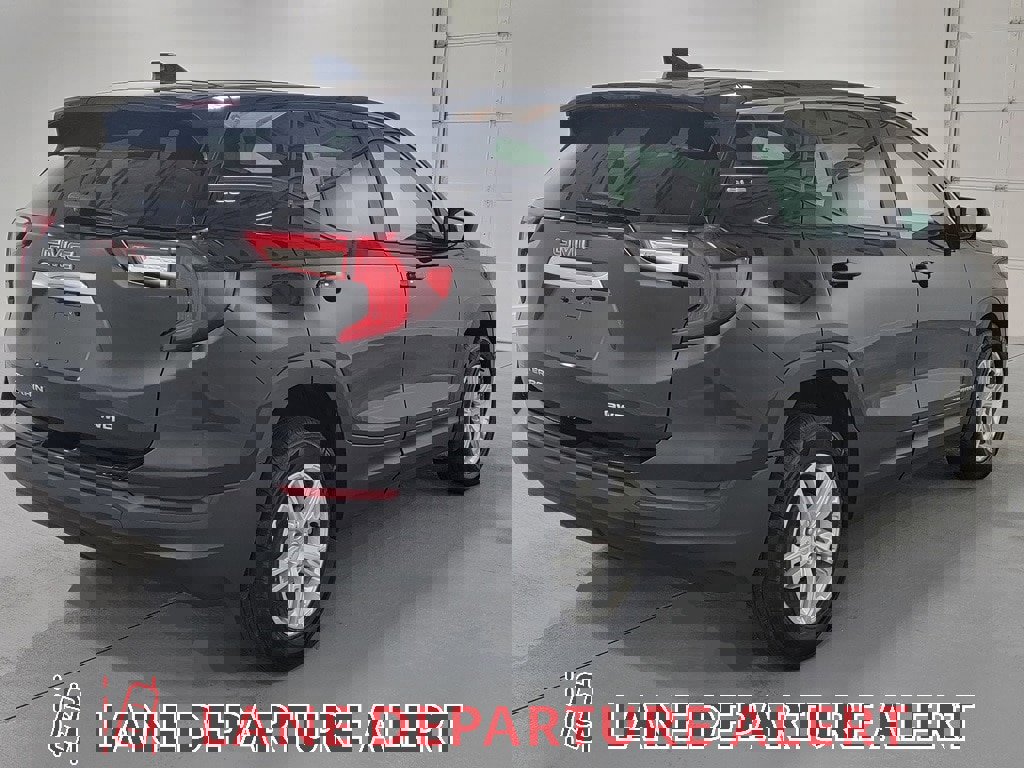 Used 2022 GMC Terrain SLE image 8