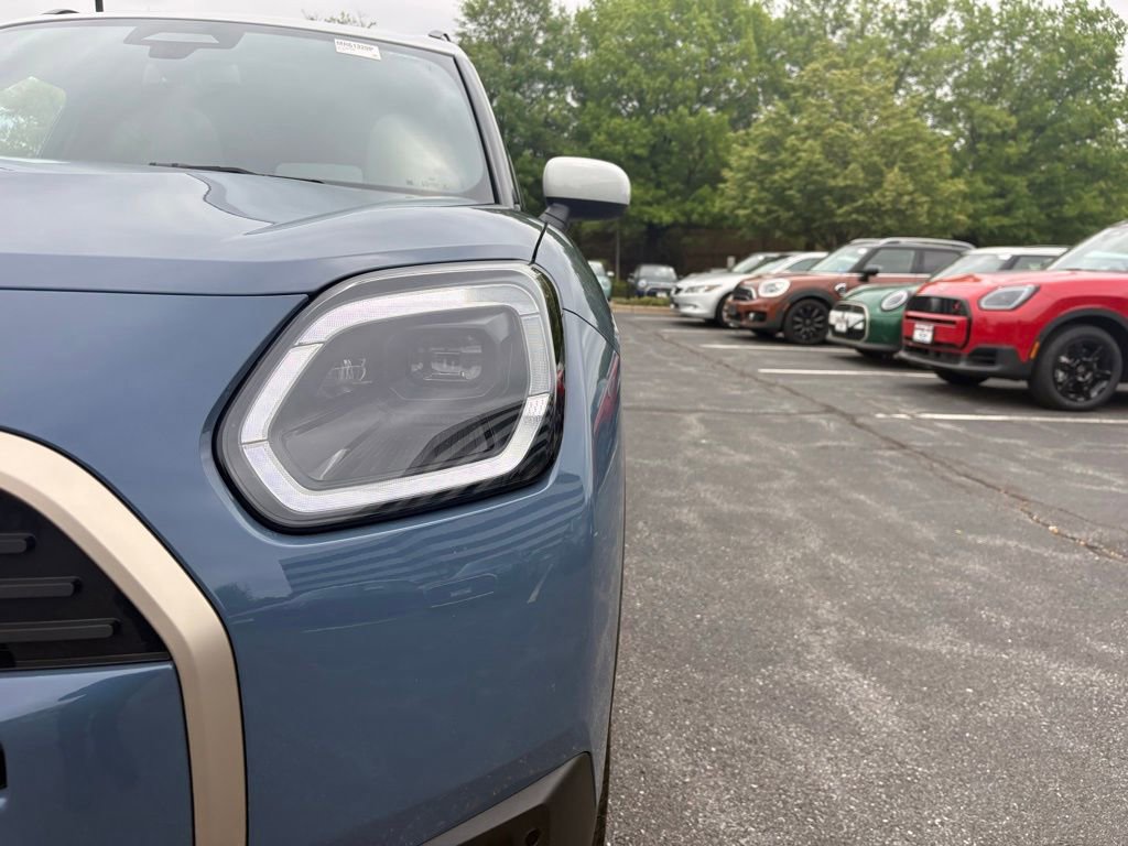 Certified 2025 MINI Cooper Countryman S w/ Comfort Package Max AWD/4WD image 12
