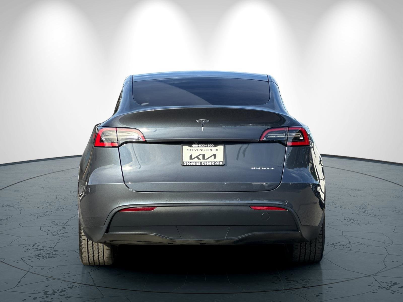 Used 2021 Tesla Model Y Long Range image 5