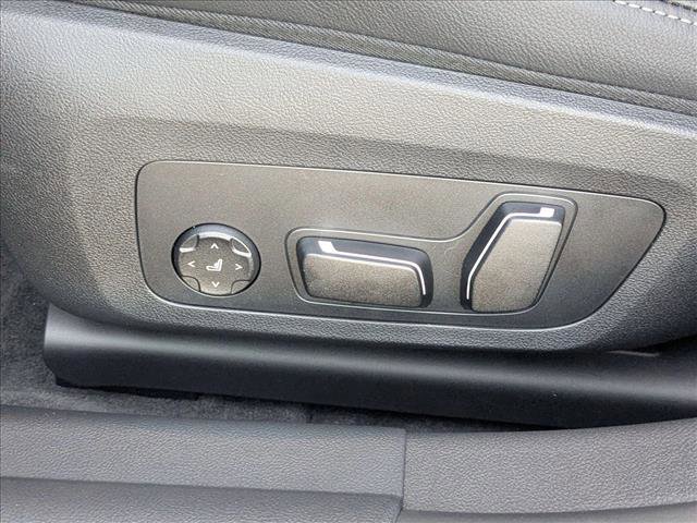 Used 2025 BMW i4 eDrive40 w/ Premium Package RWD image 4