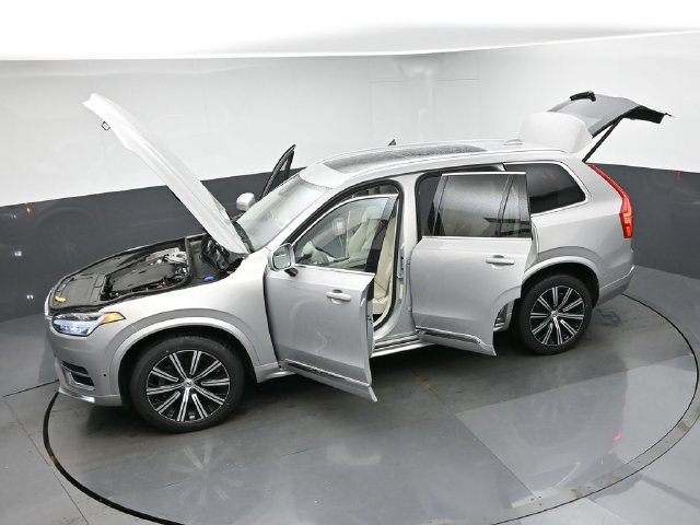Used 2024 Volvo XC90 B6 Plus w/ Protection Package Premier AWD/4WD image 50