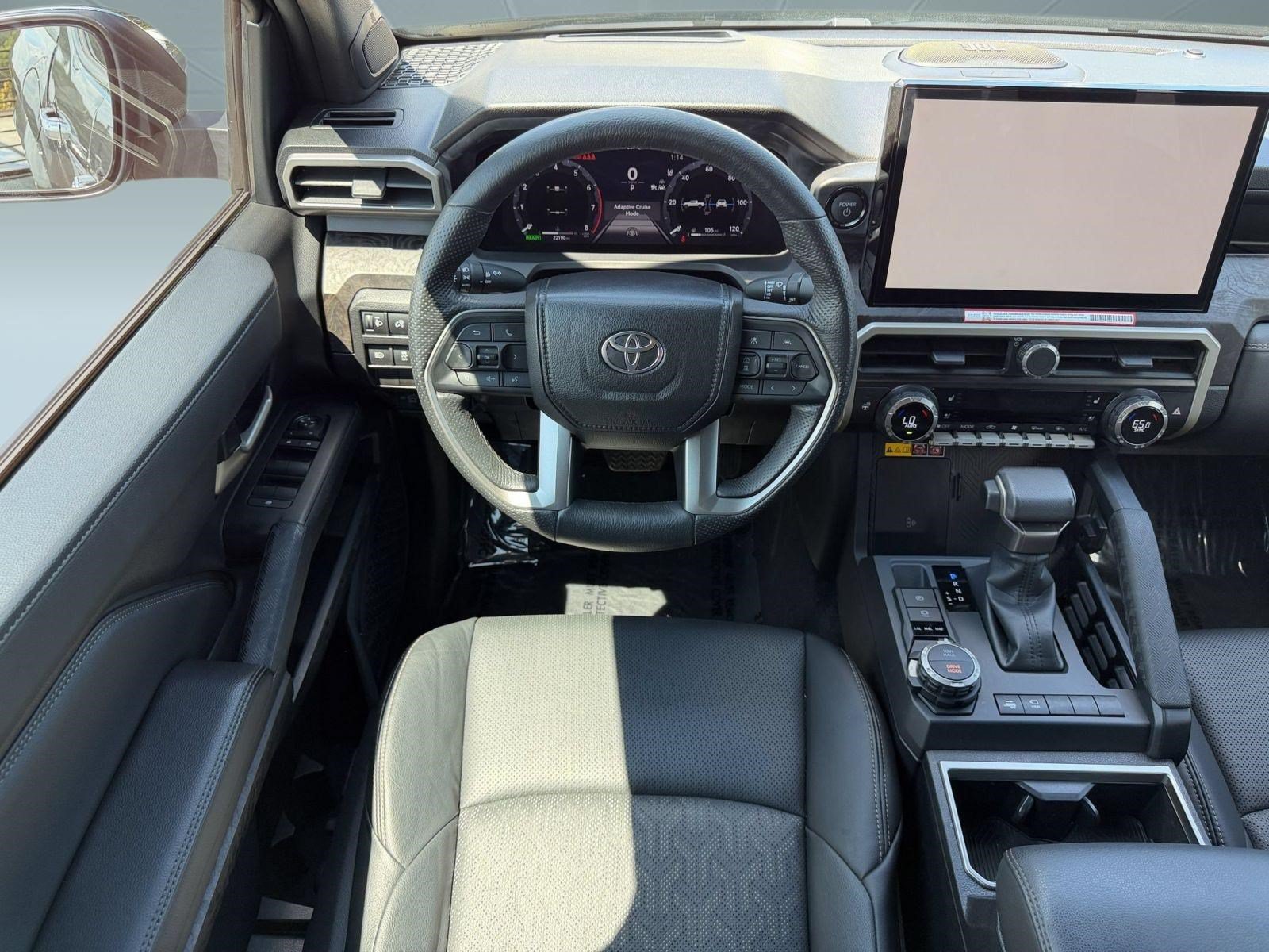 Used 2024 Toyota Tacoma Limited AWD/4WD image 28