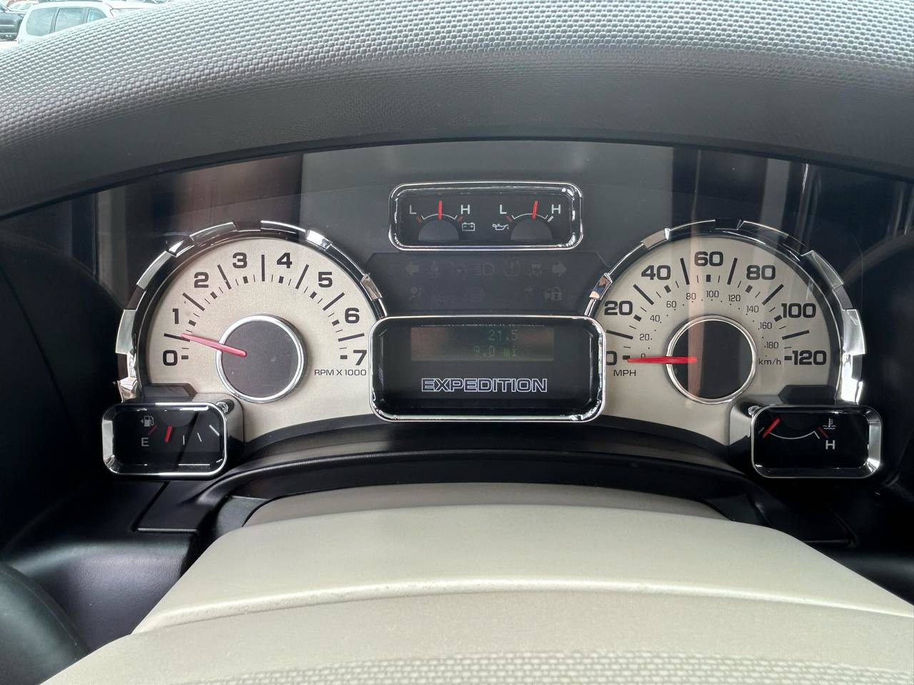 Used 2012 Ford Expedition Limited AWD/4WD image 22