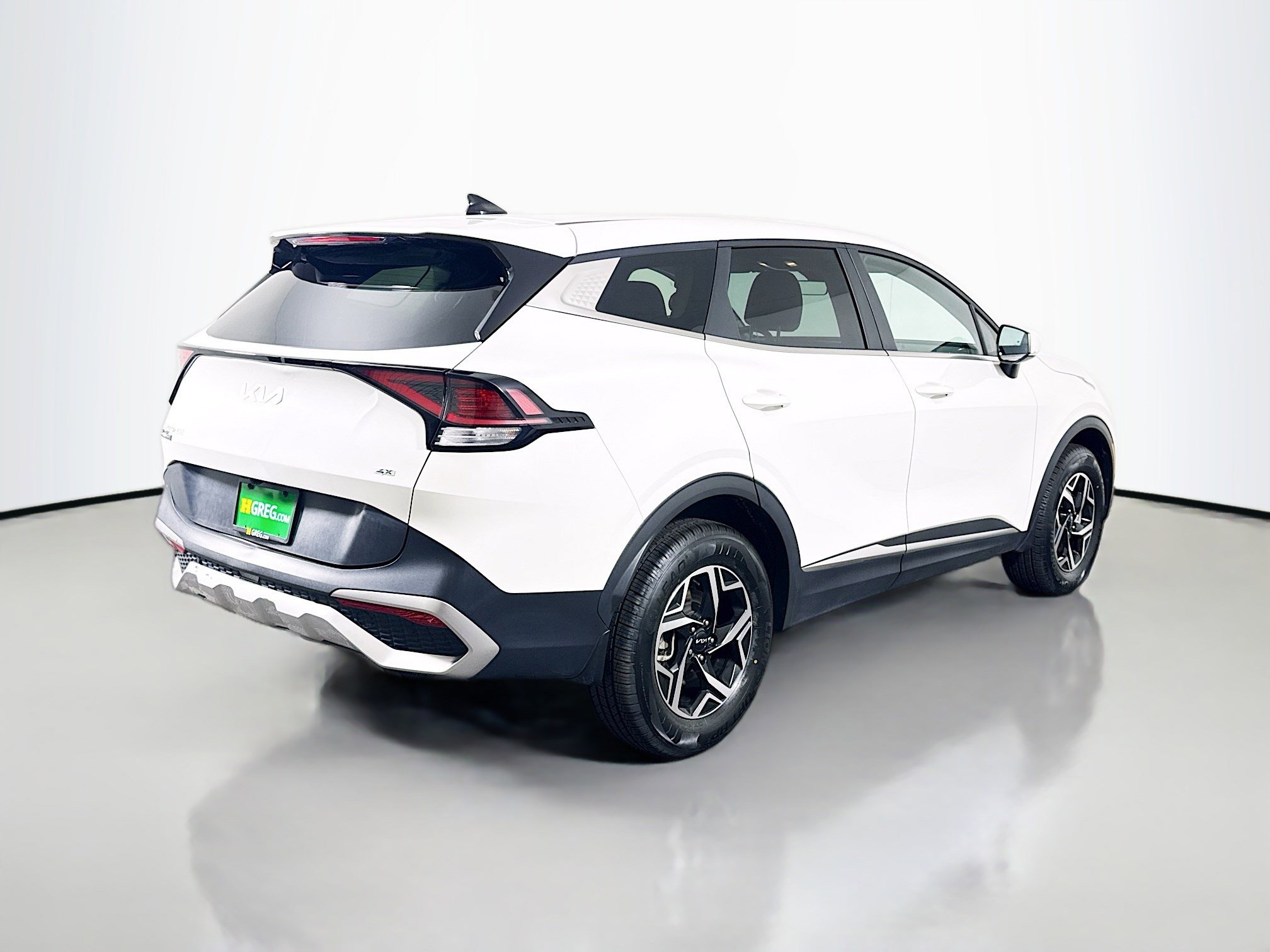 Used 2023 Kia Sportage LX image 10