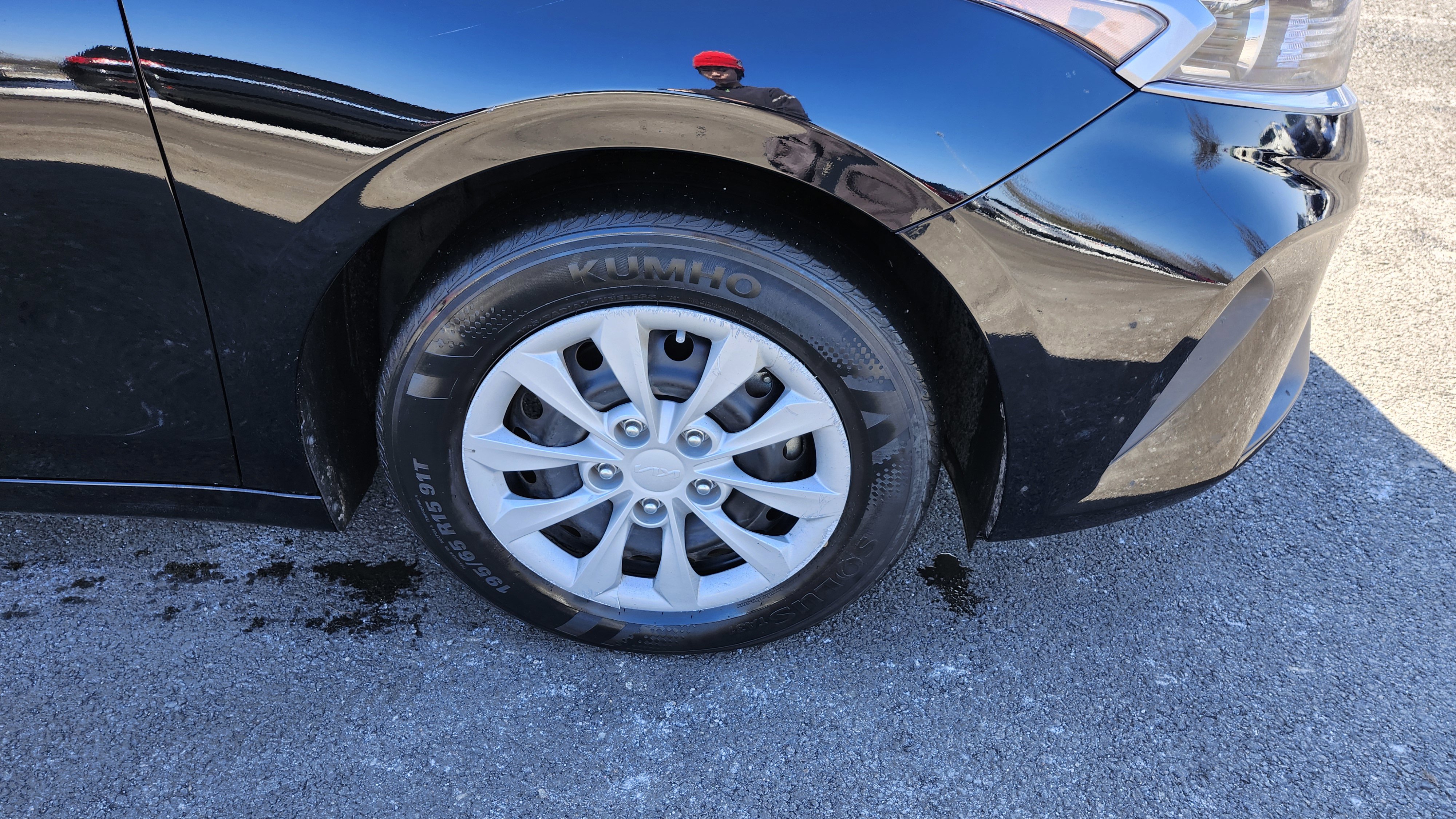 Used 2024 Kia Forte LX image 9