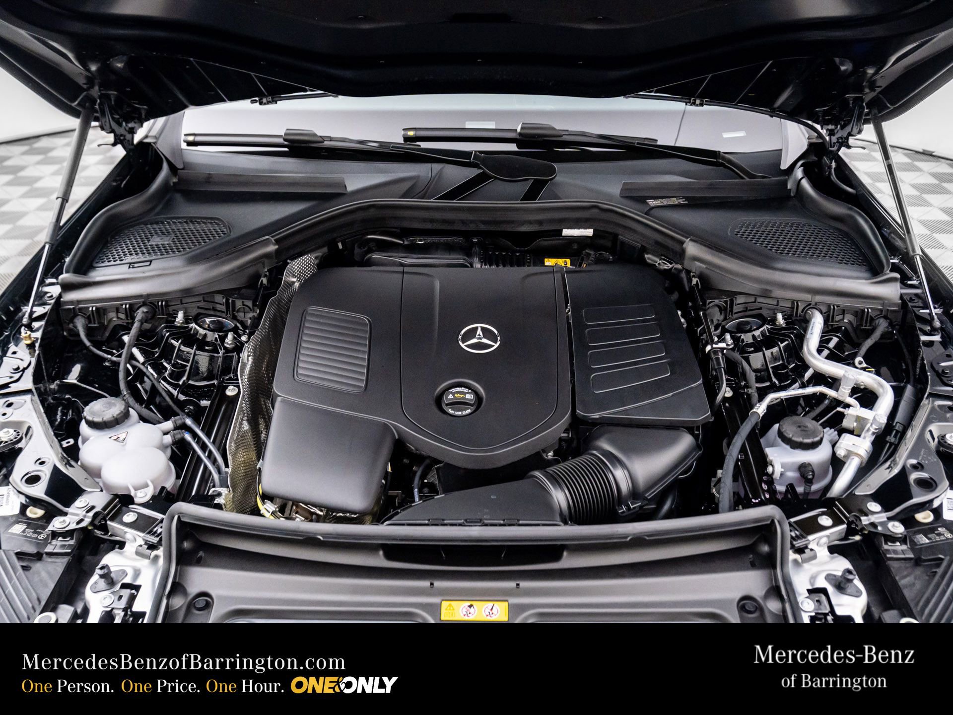 New 2026 Mercedes-Benz GLC 300 4MATIC image 32