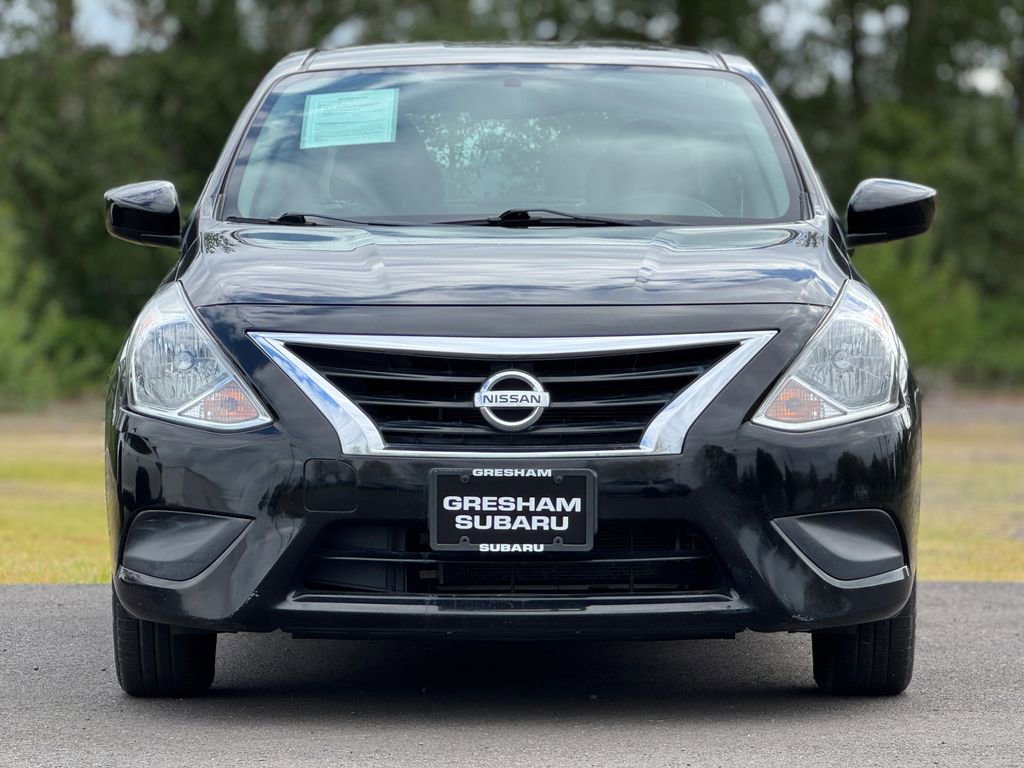 Used 2019 Nissan Versa SV FWD image 2