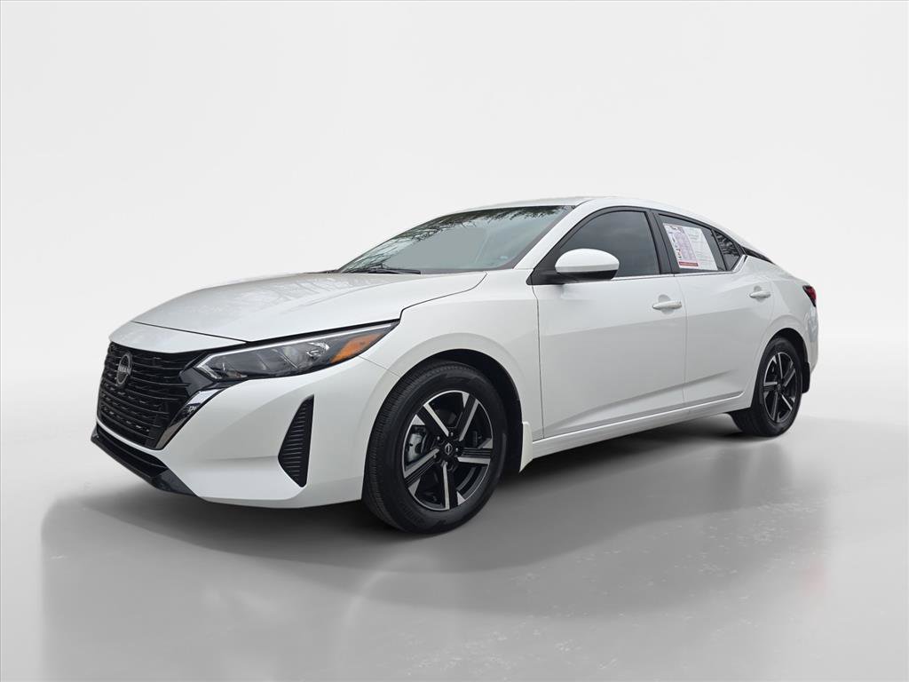 Used 2025 Nissan Sentra SV image 1