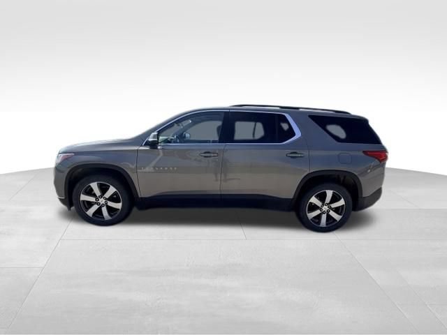 Used 2019 Chevrolet Traverse LT w/ LT Premium Package AWD/4WD image 3