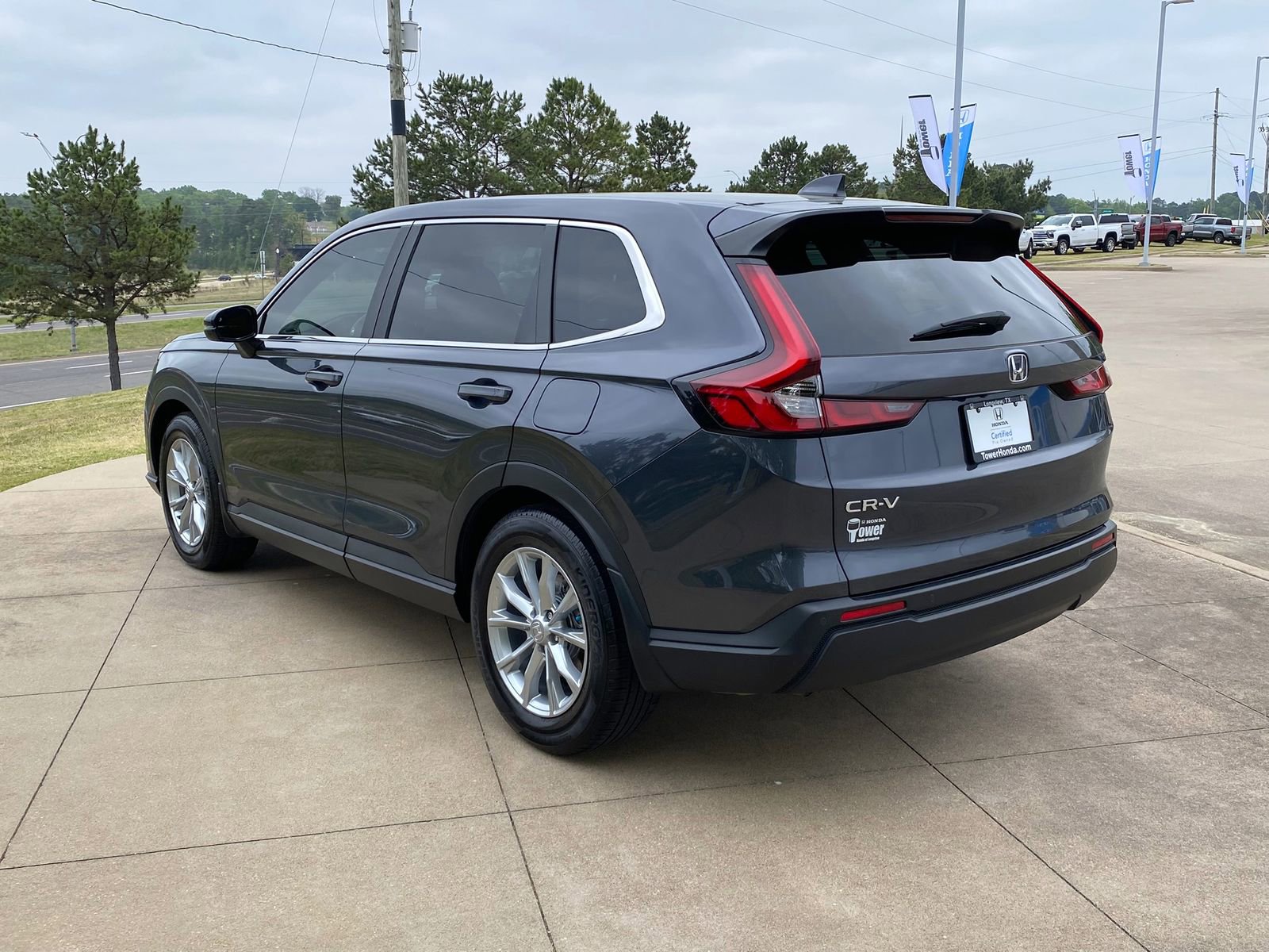 Used 2025 Honda CR-V EX-L image 4