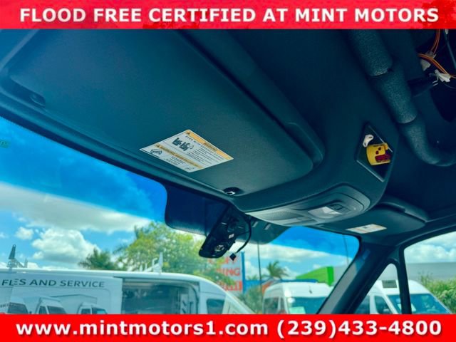 Used 2021 Mercedes-Benz Sprinter 4500 w/ Dashboard Charging Package image 42