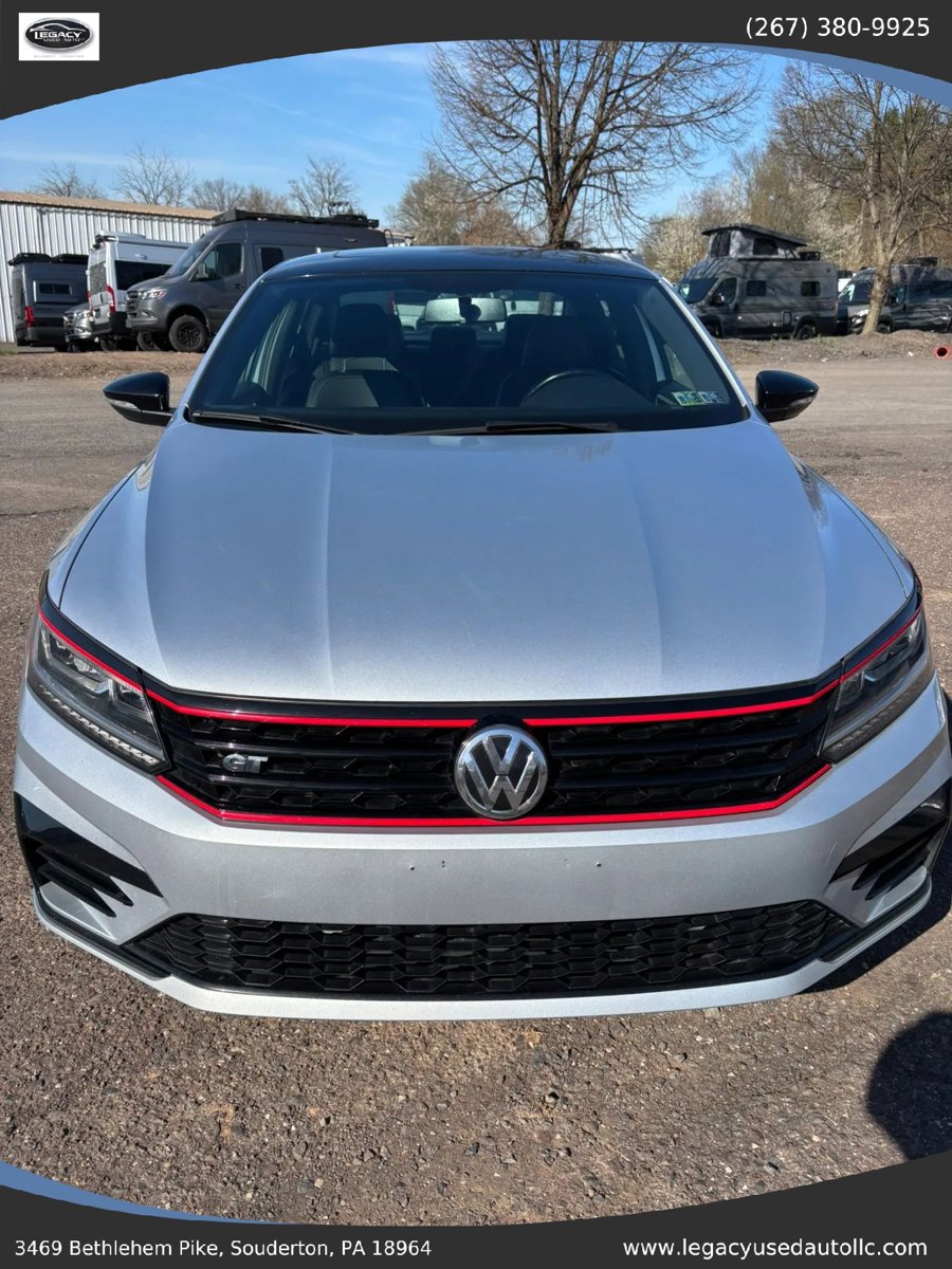 Used 2018 Volkswagen Passat GT FWD image 14