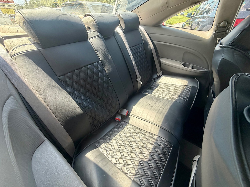 Used 2010 Honda Civic LX image 11