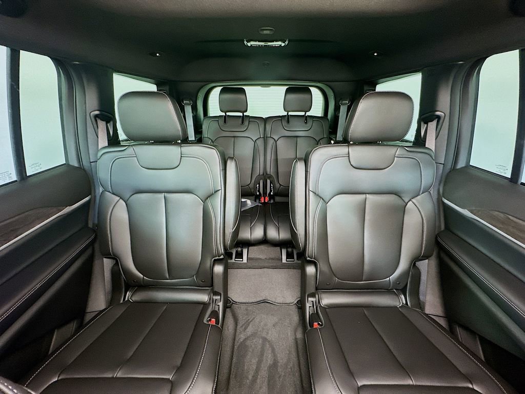 New 2026 Jeep Grand Cherokee L Limited image 10