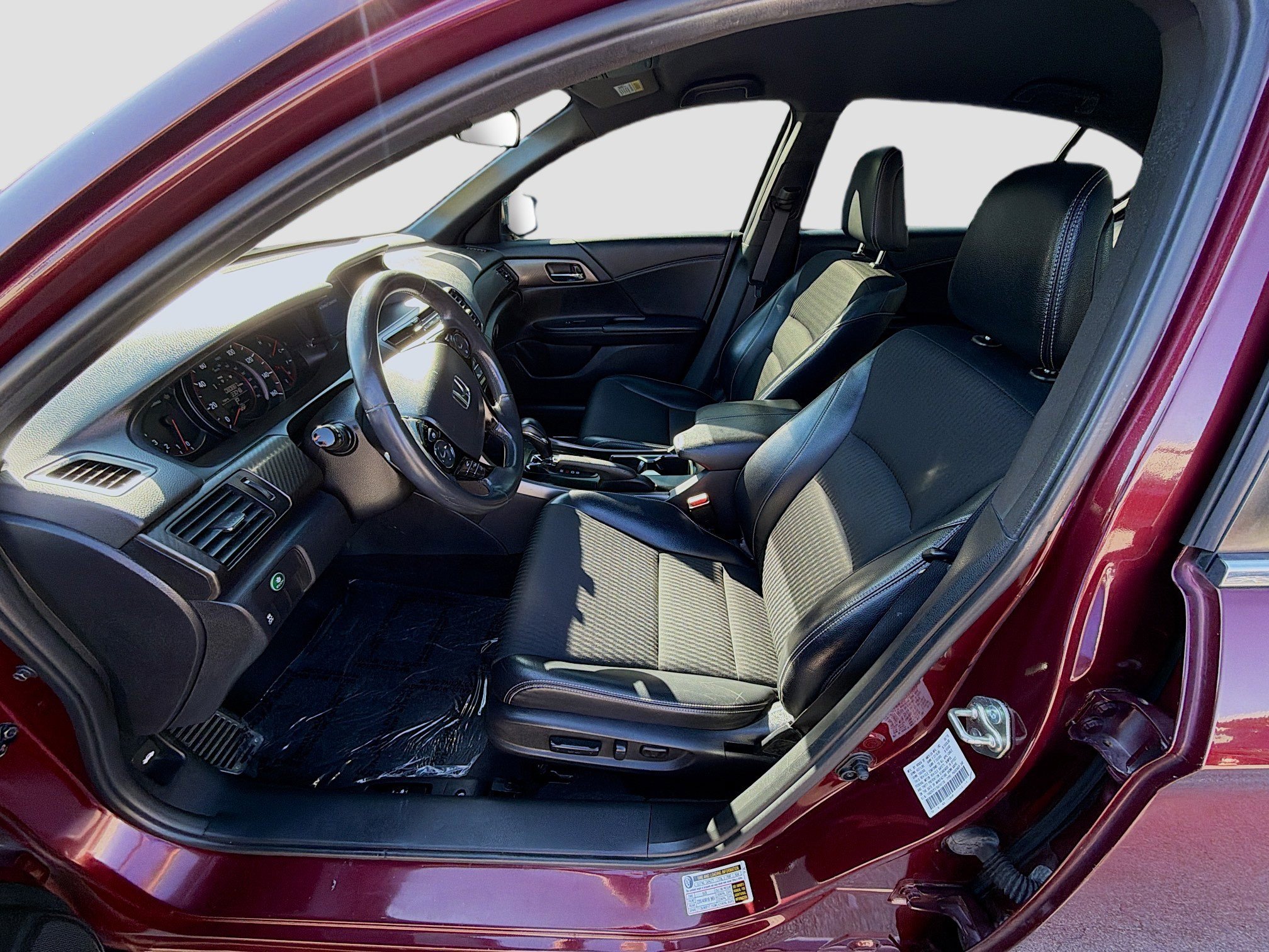 Used 2016 Honda Accord Sport image 16