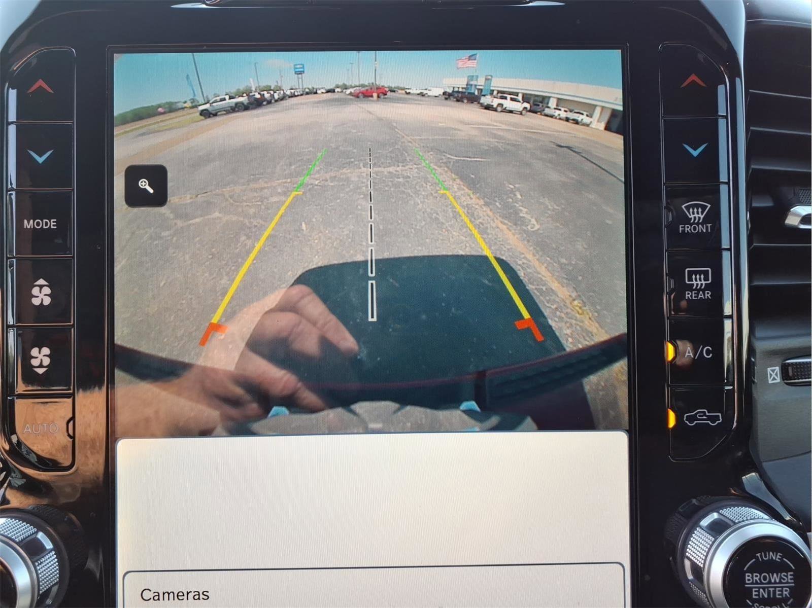 Used 2022 RAM 1500 Big Horn AWD/4WD image 24