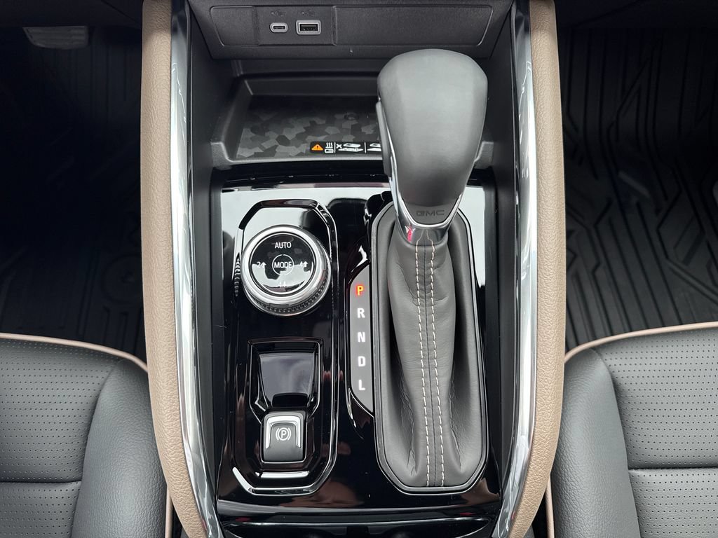 New 2026 GMC Canyon Denali w/ LPO, Denali Black Edition AWD/4WD image 39