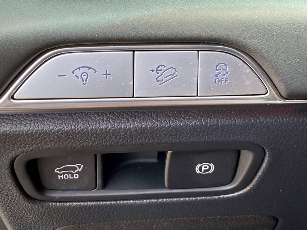Used 2025 Genesis GV80 2.5T Select AWD/4WD image 23