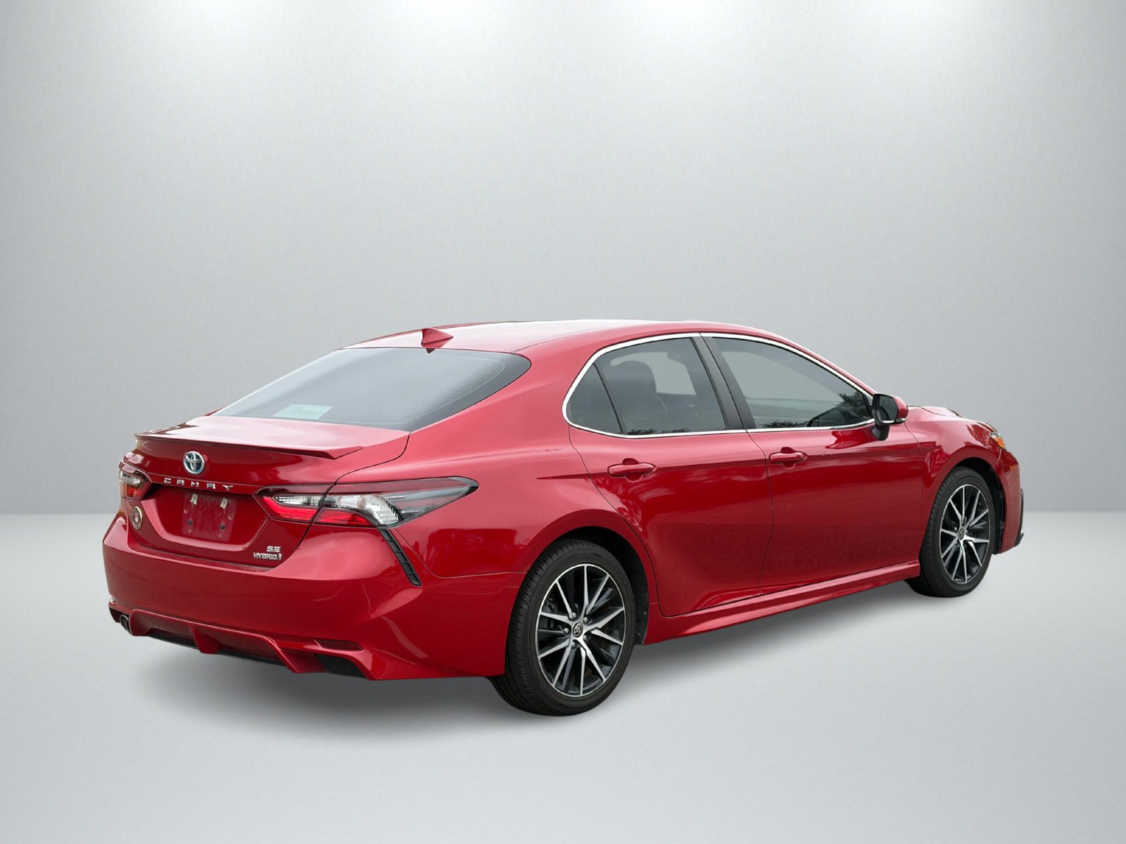 Used 2023 Toyota Camry SE FWD image 5