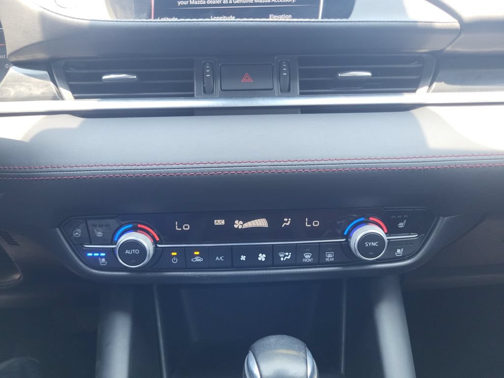Used 2021 MAZDA MAZDA6 Carbon Edition FWD image 16