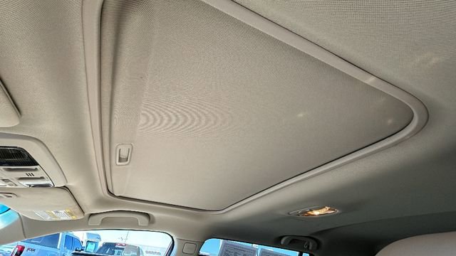 Used 2017 Subaru Outback 2.5i Limited image 25