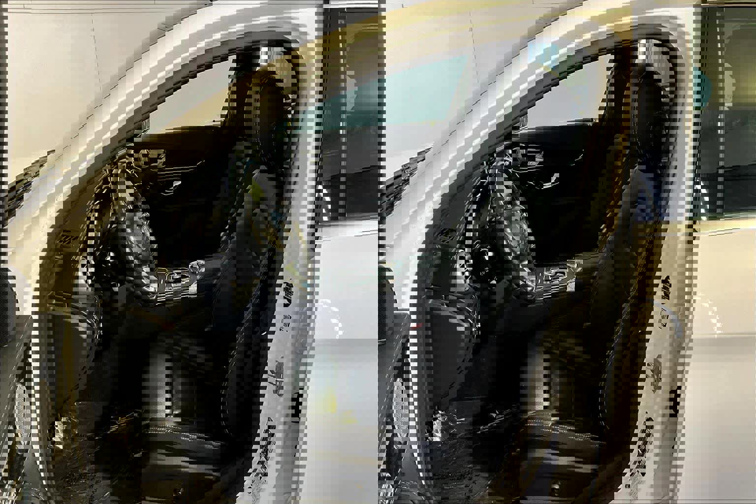 Used 2017 Mercedes-Benz C 300 4MATIC Sedan image 9