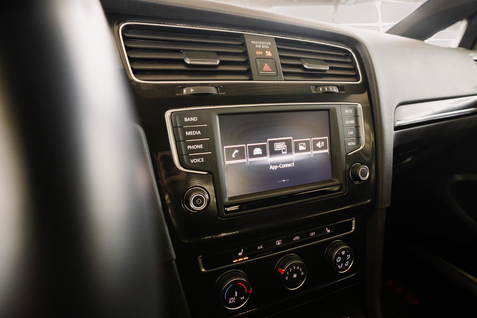 Used 2017 Volkswagen GTI Sport image 24