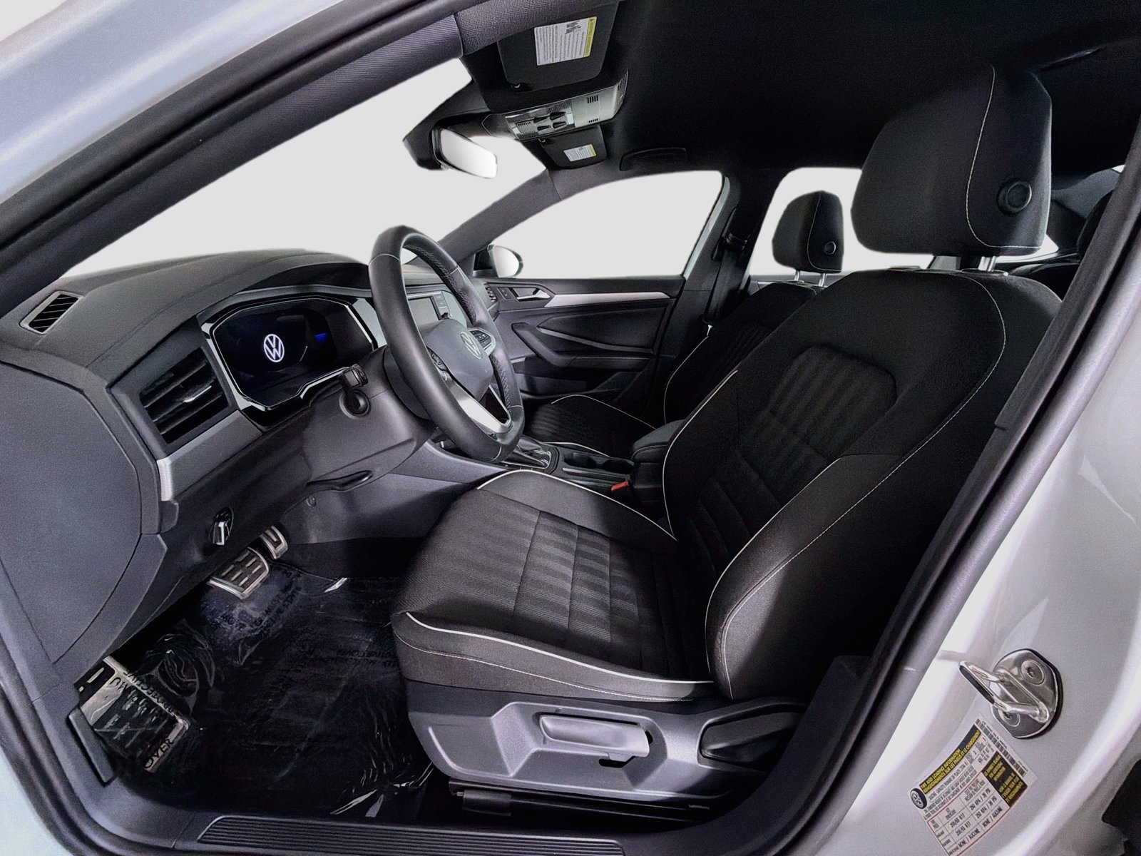 Used 2023 Volkswagen Jetta Sport FWD image 19