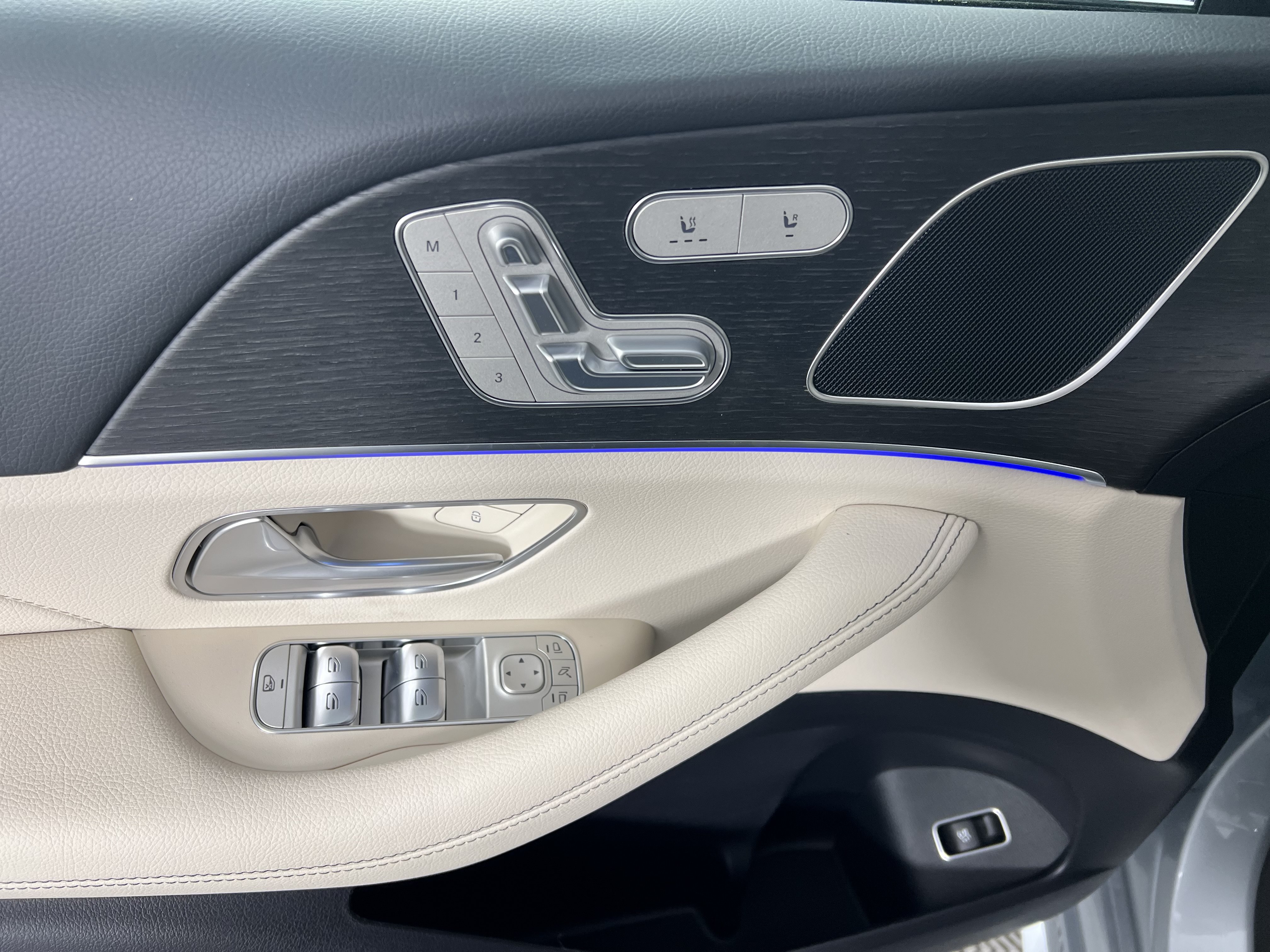 New 2026 Mercedes-Benz GLE 450 4MATIC Coupe image 19