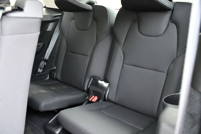 New 2026 Volvo XC90 B6 Plus w/ Protection Package Premier AWD/4WD image 18