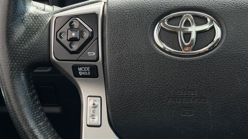 Used 2017 Toyota 4Runner Limited AWD/4WD image 30