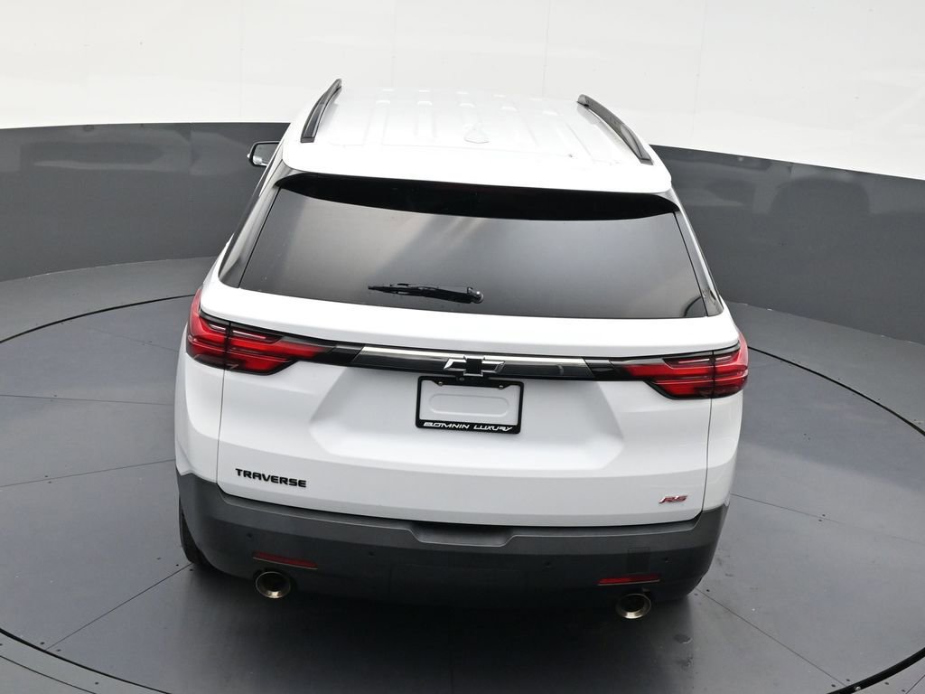 Used 2022 Chevrolet Traverse RS FWD image 15