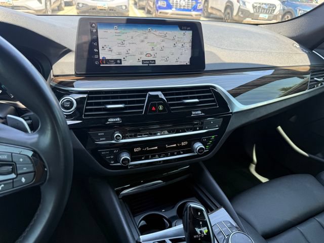 Used 2018 BMW 530e RWD image 12